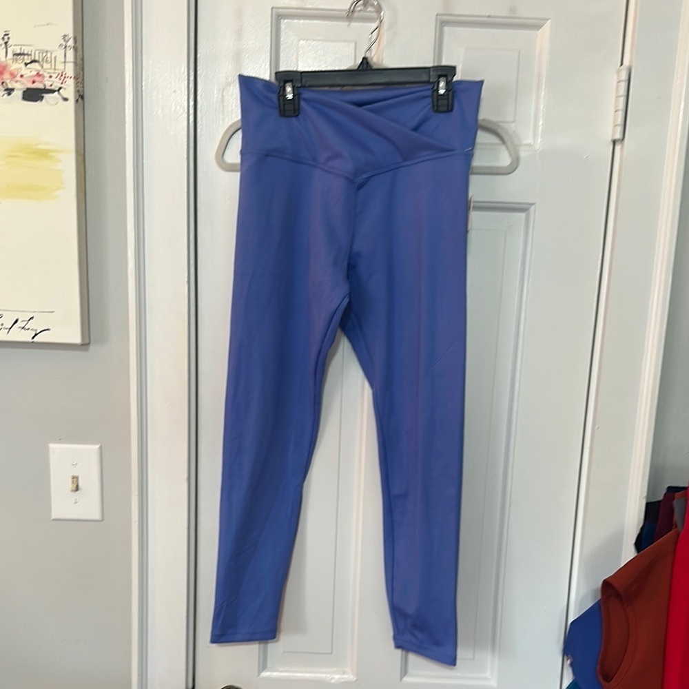 Danskin size medium athletic leggings